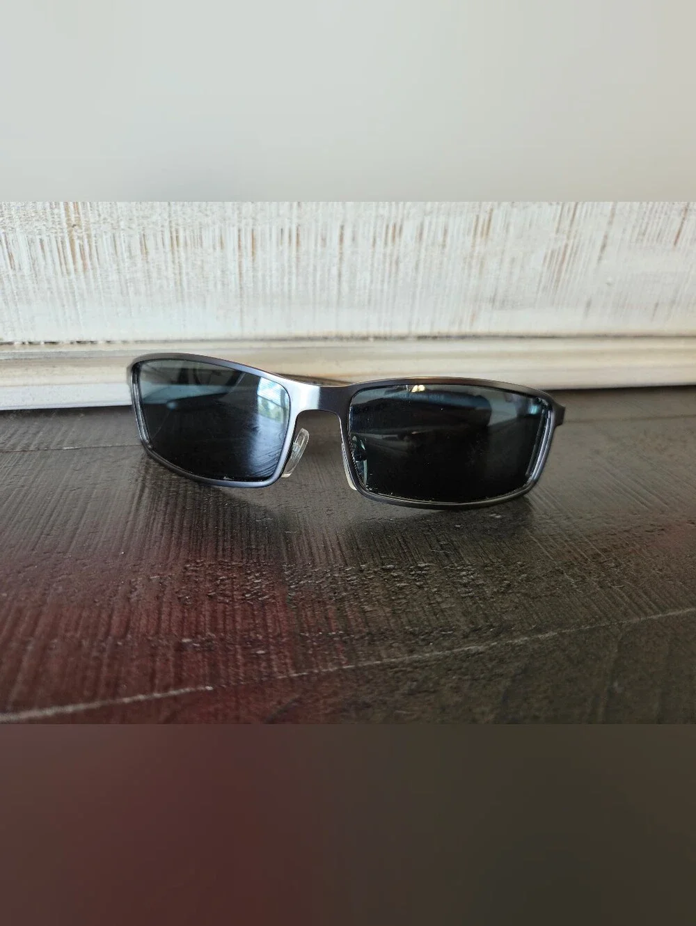 Sleek Men's Rectangular Sunglasses - Navy Lenses. #SW